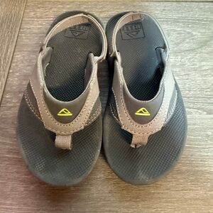Reef toddler flip flops.